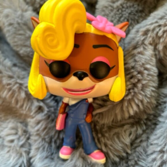 Coco Bandicoot Funko Pop! #419 Crash Bandicoot - Loose, no box - Picture 1 of 2